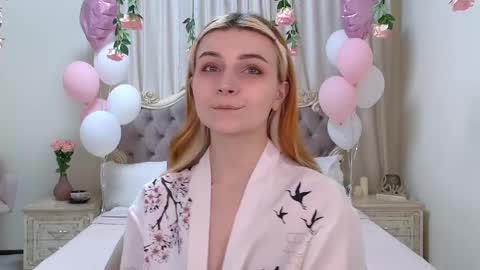 Kelly Stoneys online show from March 11, 5:35 pm