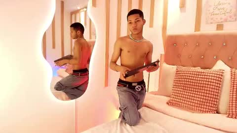 Kelvin online show from March 29, 12:51 pm