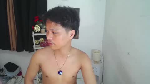 ken8804 online show from March 2, 6:47 am