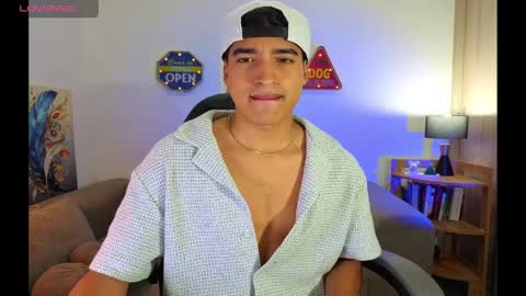 ken_blaker online show from March 31, 4:02 am