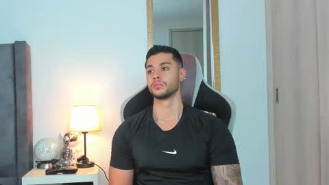 ken_mailik online show from November 4, 11:17 pm