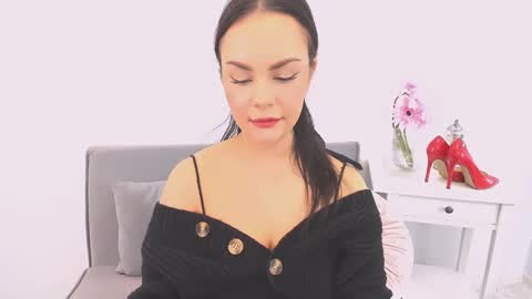 Snapshot of kendaldaisy chatting on December 19, 5:18 pm KendalDaisy online show from December 19, 5:18 pm