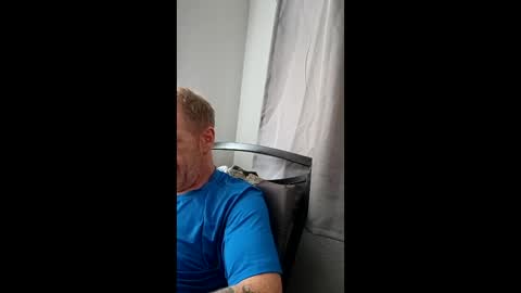 kendall21978 online show from May 12, 4:27 pm