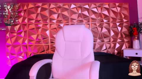 Snapshot of kendall23_ chatting on February 13, 7:42 pm Kendall online show from February 13, 7:42 pm