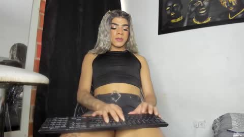 Kendall online show from September 18, 9:08 pm