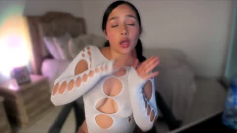 KendallHoule online show from March 5, 9:48 pm