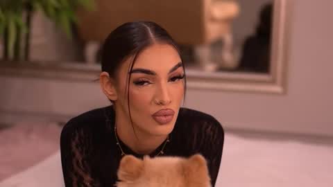 Kendal online show from October 22, 4:48 am