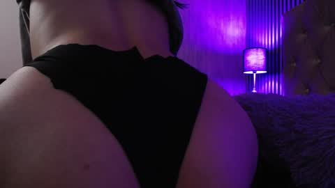 kendall_saenz online show from January 24, 10:30 pm