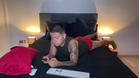 kende_tatt online show from July 30, 6:52 pm