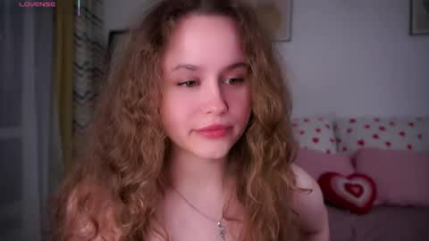 Kira online show from May 23, 11:01 pm