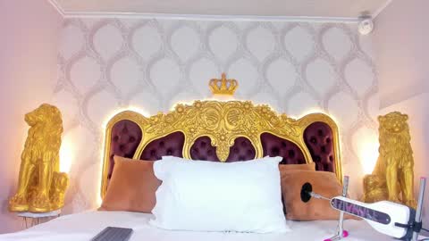 Kendral  online show from October 7, 4:52 am