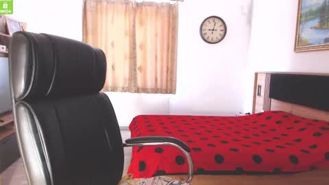 Kendra online show from September 27, 1:42 pm