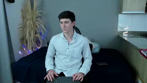 Santiago online show from March 6, 5:28 am