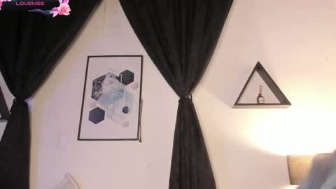 KENTHA  online show from March 16, 10:52 am