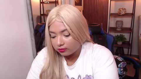 Kenya Buhle online show from December 20, 6:26 pm