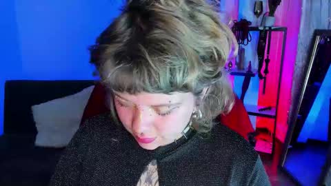 Kenzie online show from November 29, 7:16 am