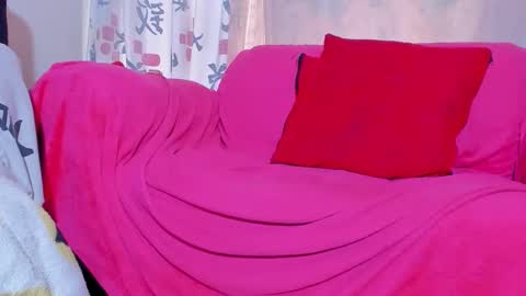 Kerlysmith24 online show from June 7, 4:34 pm