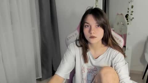 kesh_mne online show from December 4, 2:38 pm