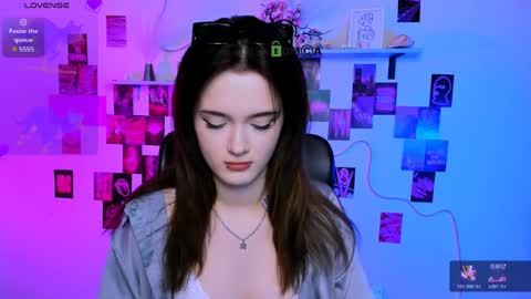 ketty_kitt online show from April 4, 9:00 pm