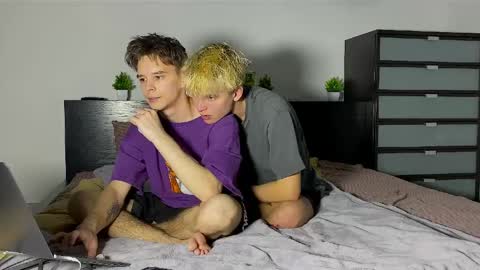 Kevin online show from April 6, 8:54 pm