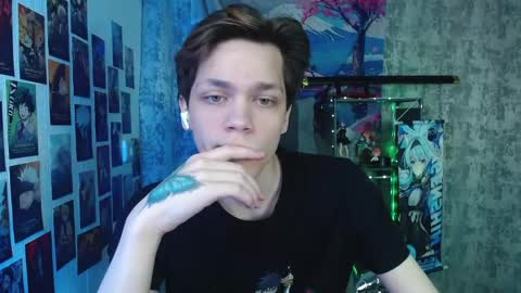 Kevin online show from April 21, 5:14 am