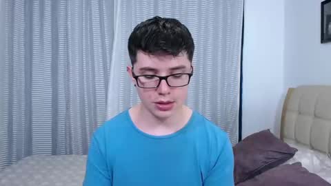 Kevin online show from November 3, 9:49 pm