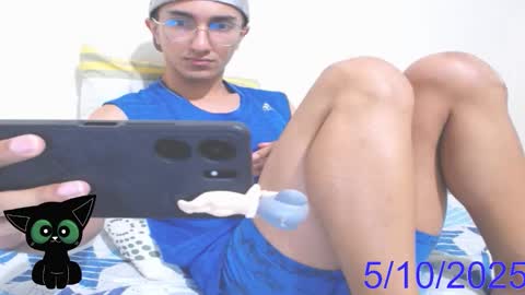 kevin 31lopez independent model online show from October 6, 3:57 am