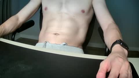 kevmakemewet2 online show from November 30, 11:45 pm