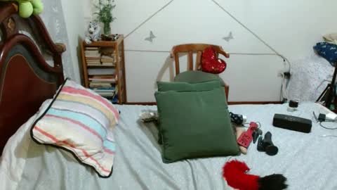 keyla_13 online show from September 22, 5:22 am