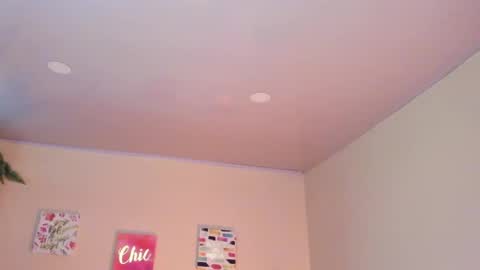 Snapshot of keyla_roberts_ chatting on February 27, 2:46 am Adhara. Help me reach 100 likes online show from February 27, 2:46 am