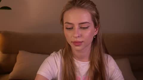 khalishy online show from April 16, 9:39 pm