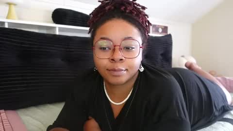 Khaya online show from March 1, 5:17 pm