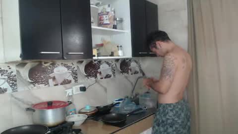 khevinlopezonig online show from April 19, 6:21 pm