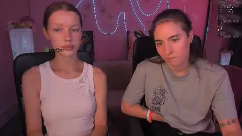 khloebeauty online show from July 26, 7:22 pm
