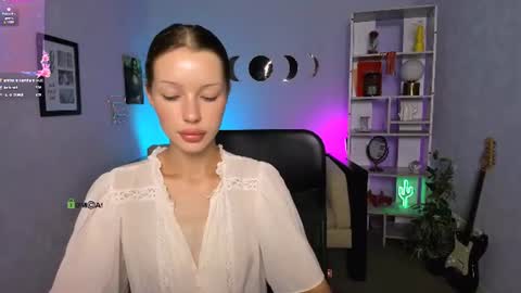 khloebeauty online show from July 21, 5:53 am