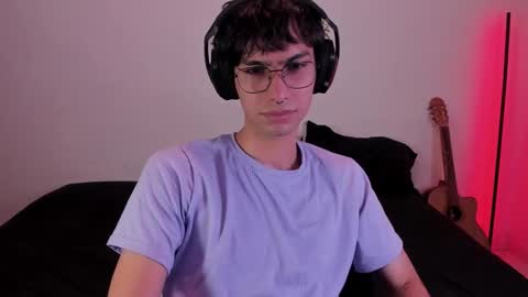 khozler_ online show from February 25, 6:14 am