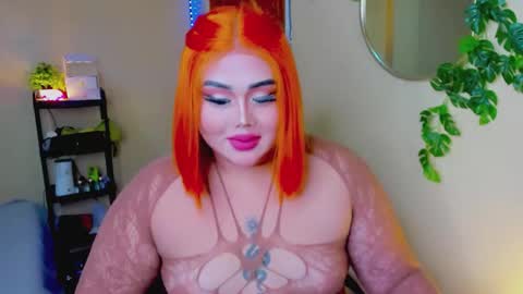 kiacum4u online show from March 7, 9:15 pm