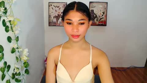 kiannalima online show from December 4, 9:58 pm