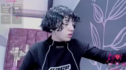 KIARA FOX online show from March 14, 9:52 pm