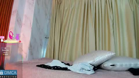 Kiara Zahiri online show from September 30, 11:10 am