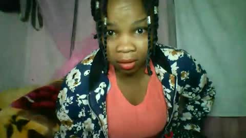 kiarah 69 online show from May 7, 2:40 am