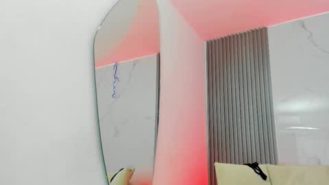 kiaratentation online show from November 12, 10:12 pm