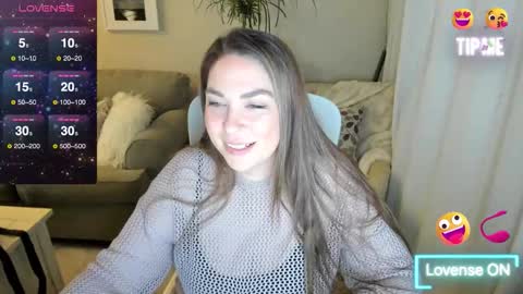 Kiera Reines online show from March 14, 4:27 am