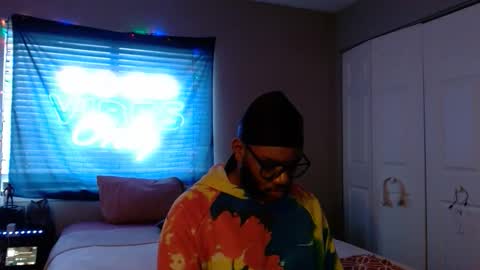 Kiit0 online show from January 31, 10:29 pm