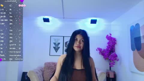 Kitty online show from June 3, 12:30 pm