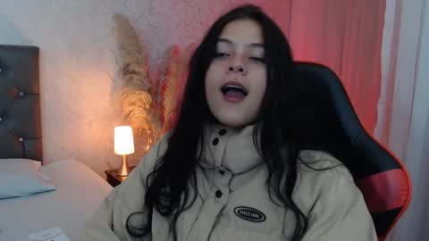 kIKI online show from March 3, 4:41 am