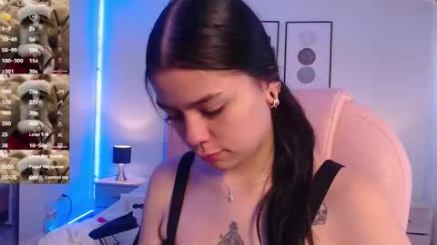 kIKI online show from November 11, 2:30 pm