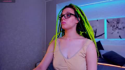 Kiki online show from September 12, 10:06 am