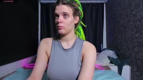 Kiki online show from November 2, 10:04 am