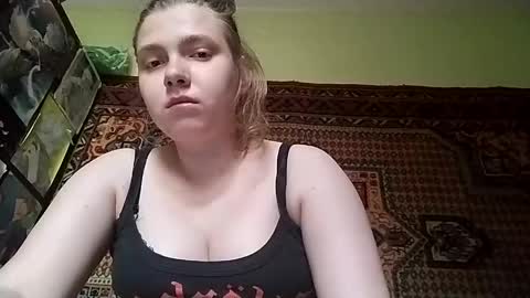 kikibang_ online show from June 1, 10:05 am